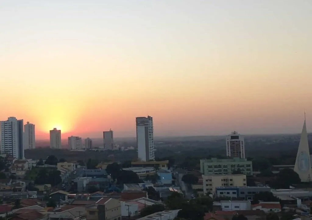 tempo seco Cuiabá