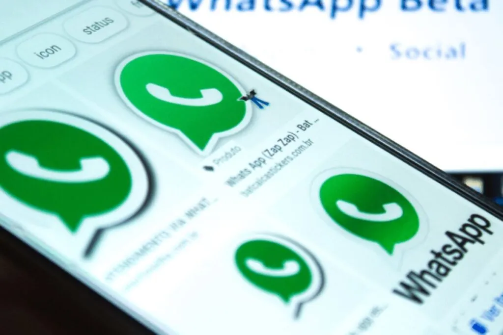 Propaganda eleitoral pelo WhatsApp é permitida ou configura assédio? Entenda. (Foto: Adriana Toffetti / A7 Press / Folhapress)