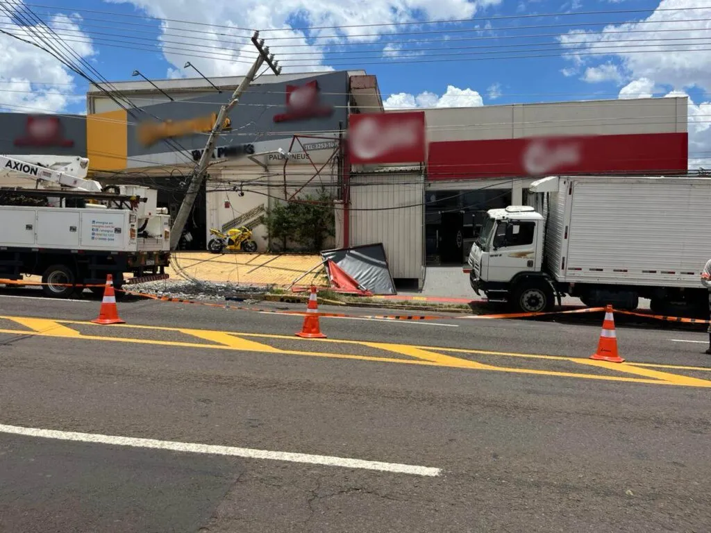 Acidente rua Ceará