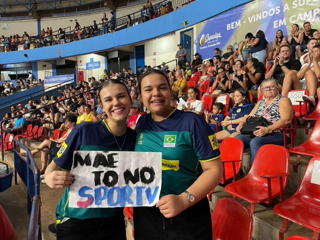 Irmãs na Superliga Mundial de Vôlei